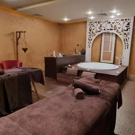 Luxury Beachfront Apartment at Barceló Royal Beach